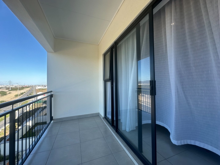 1 Bedroom Property for Sale in Parklands Western Cape